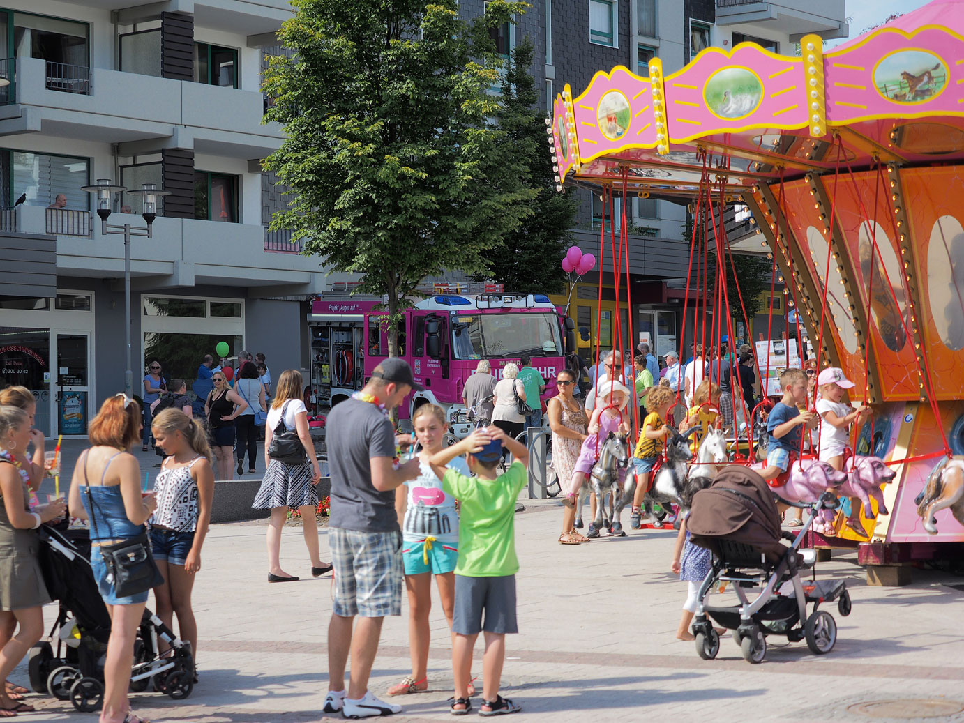 Hochdahler Markt Carousel