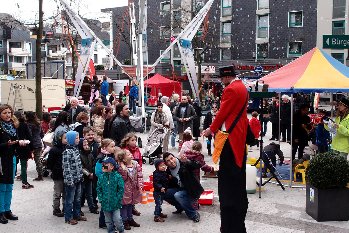 Hochdahler Markt Trampolin