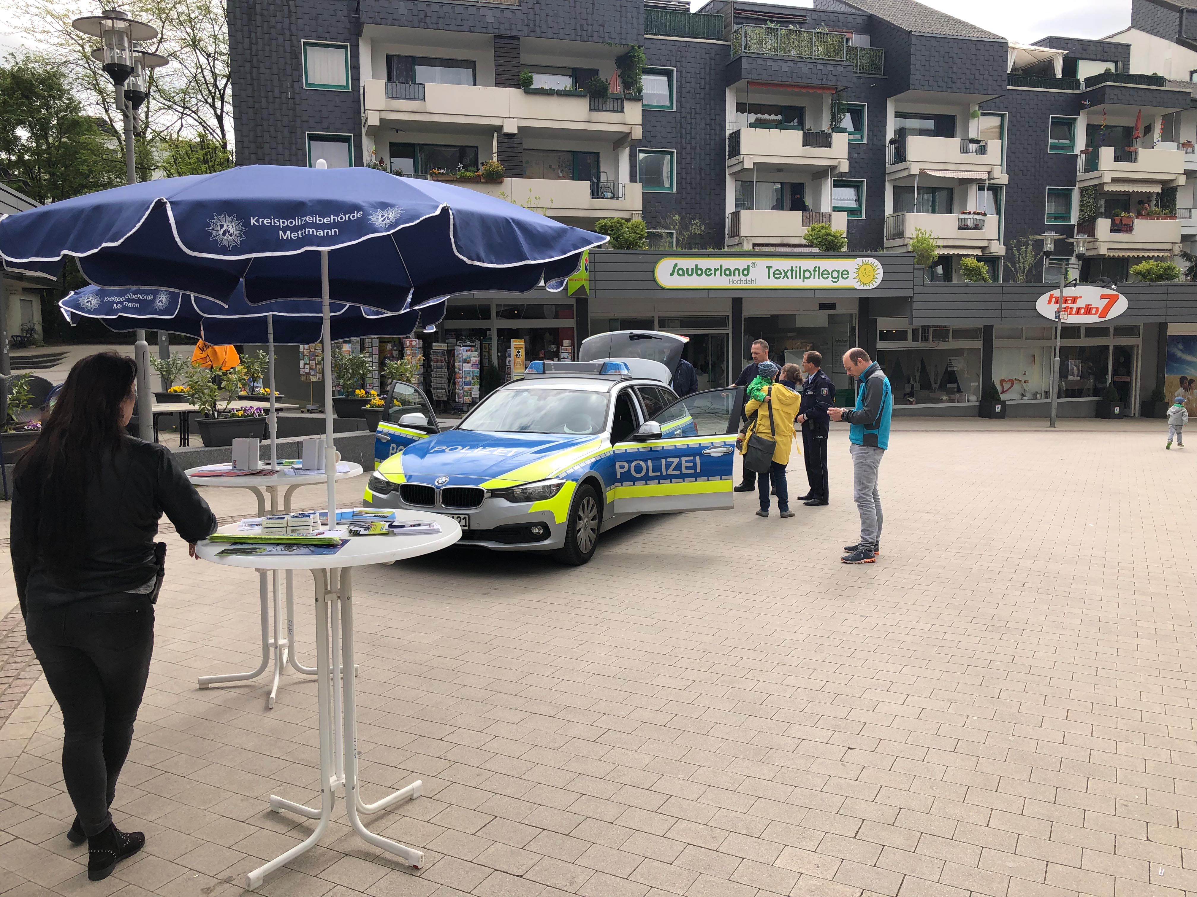 Hochdahler Markt Retter im Rampenlicht